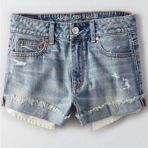 AEO Distressed Ripped Light Wash Jean Shorts